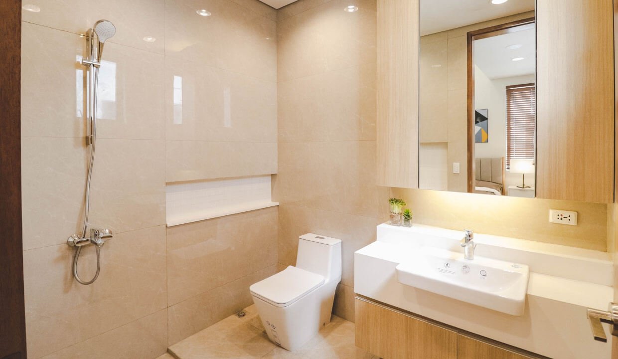 Townhouse for Sale in E. Rodriguez Quezon City 015