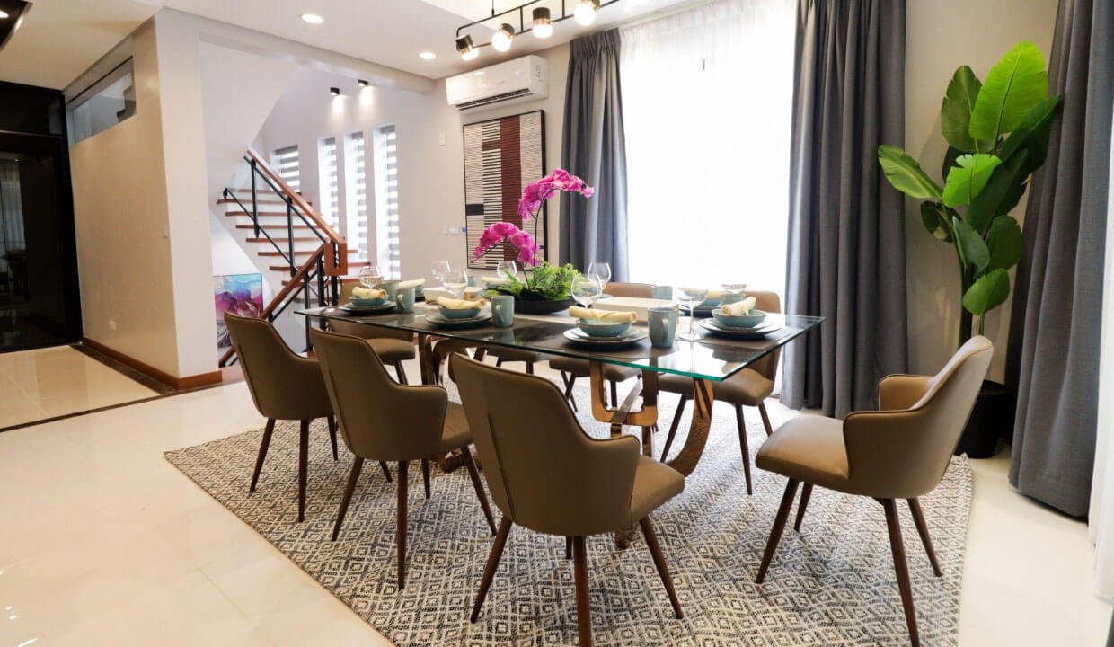 Townhouse for sale near U-Belt 004